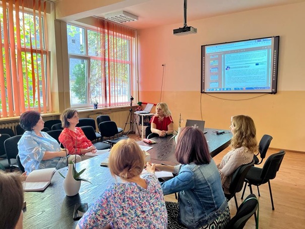 Formarea consilierilor școlari în cadrul Proiectului Erasmus+ „Shaping Life"
